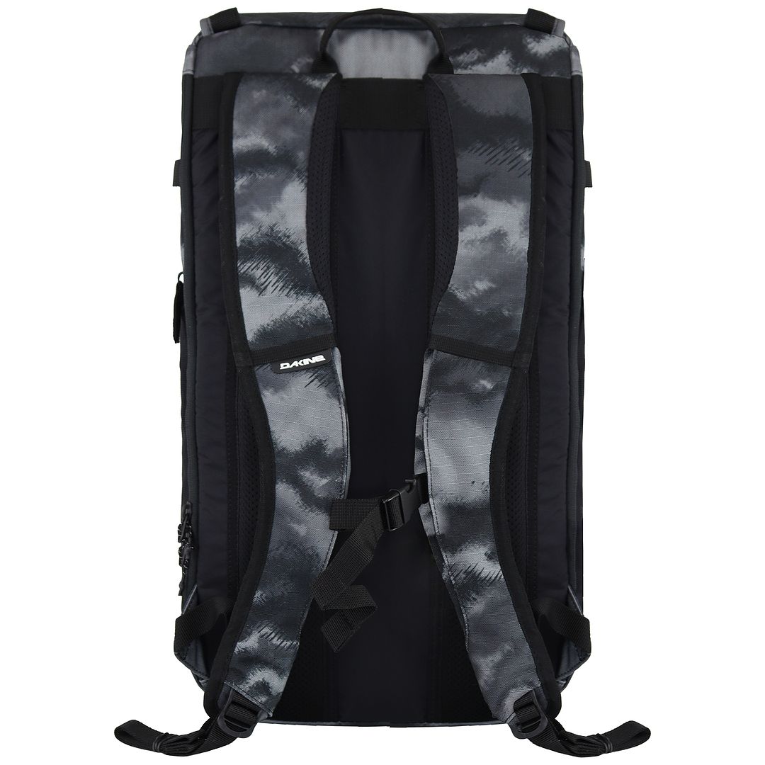 Dakine Concourse Mens Camo Backpack