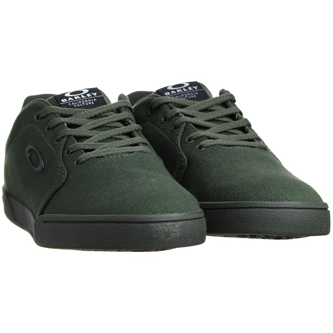 Oakley Flyer Mens Green Plimsolls