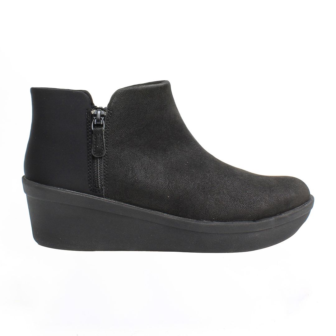 Clarks Step Rose Womens Black Boots NO BOX