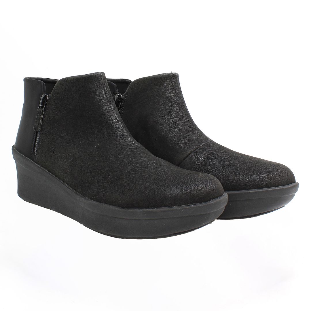 Clarks Step Rose Womens Black Boots NO BOX