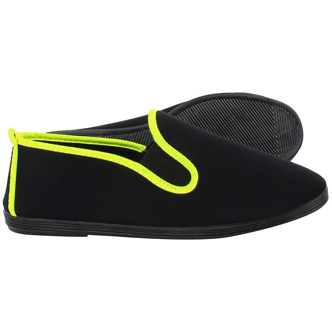 Flossy Style Novelda Black Plimsolls