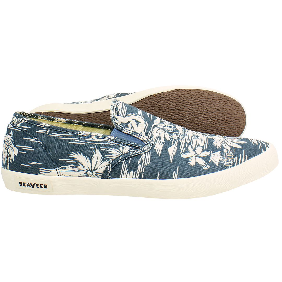 Seavees Baja Beachcomber Mens Navy Plimsolls