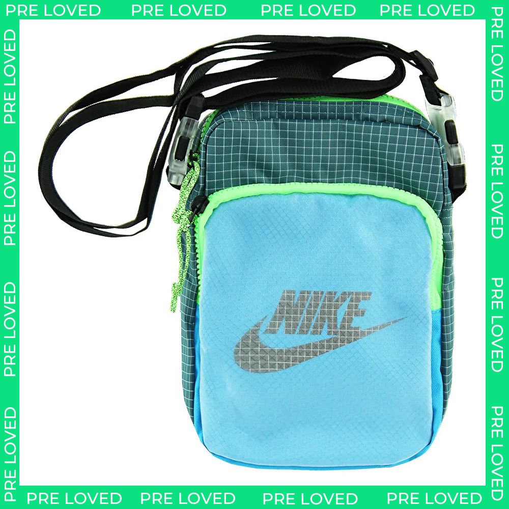 Nike Heritage 2.0 Adjustable Mens Item Bag - No tag