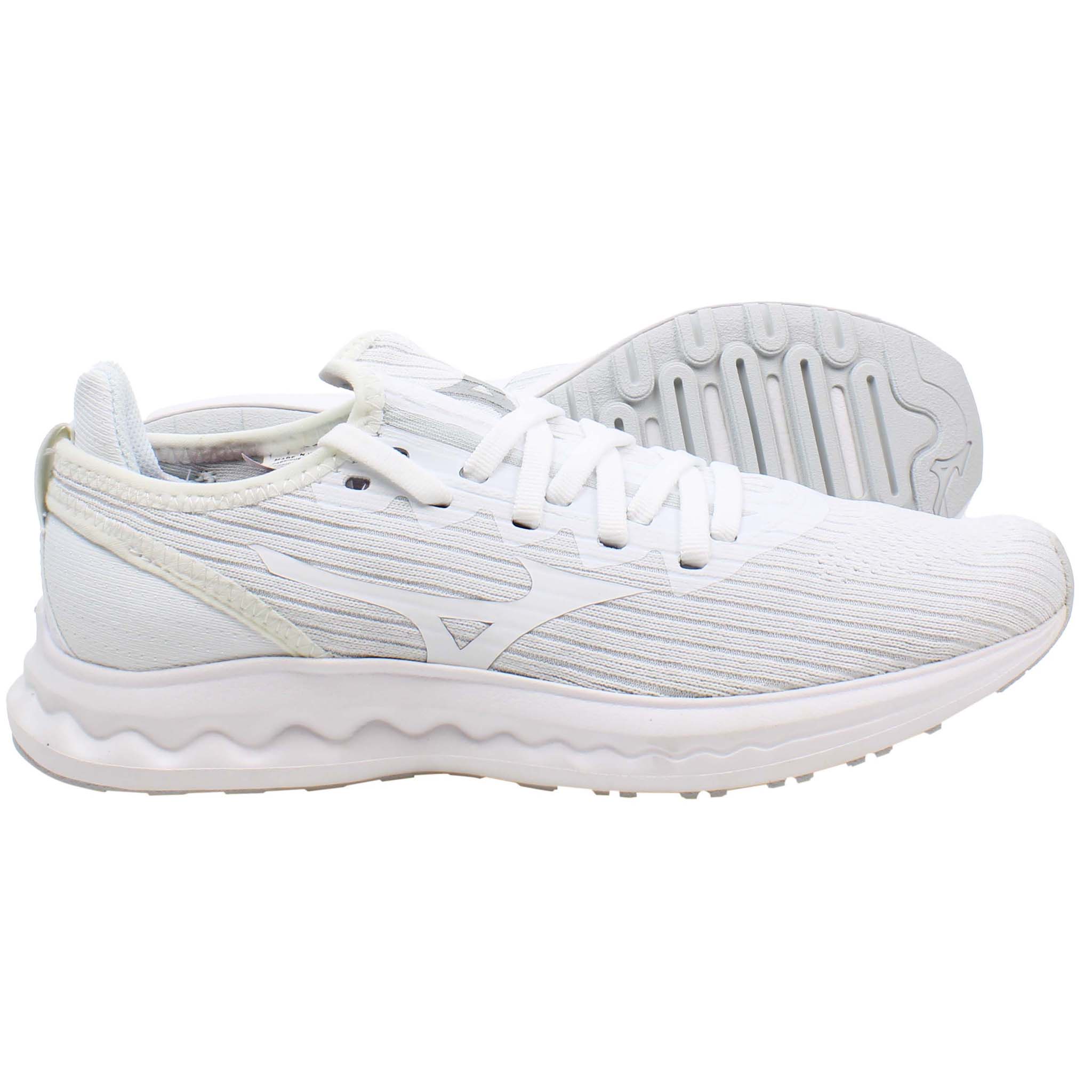 Mizuno Wave Polaris SP2 Womens White Running Shoes