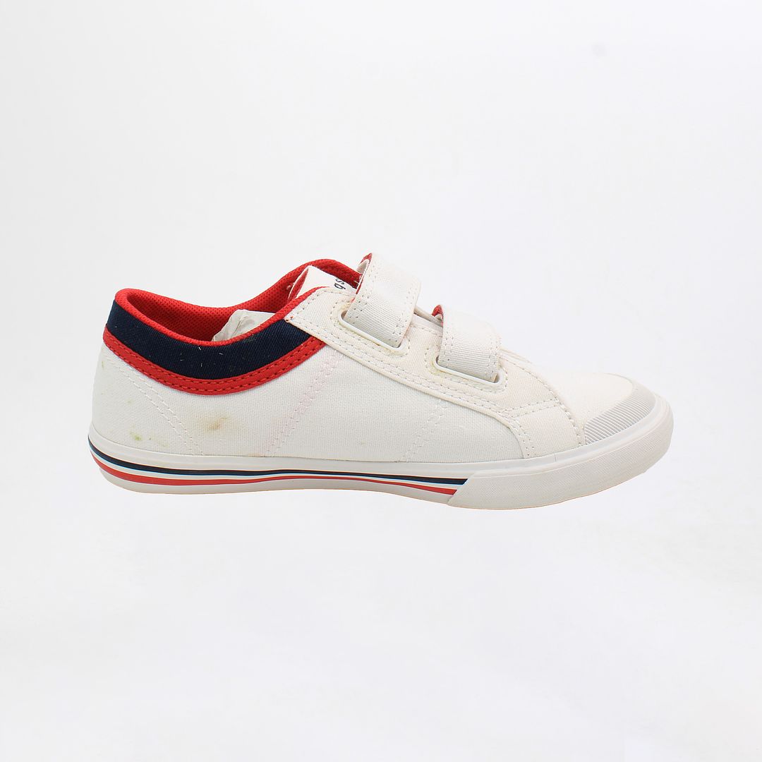 Le Coq Sportif Saint Gatan PS CVS Kids White Plimsolls - Dirty Marks